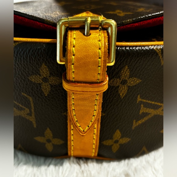 Louis Vuitton Monogram Sac Tambourin Crossbody - Picture 8 of 15